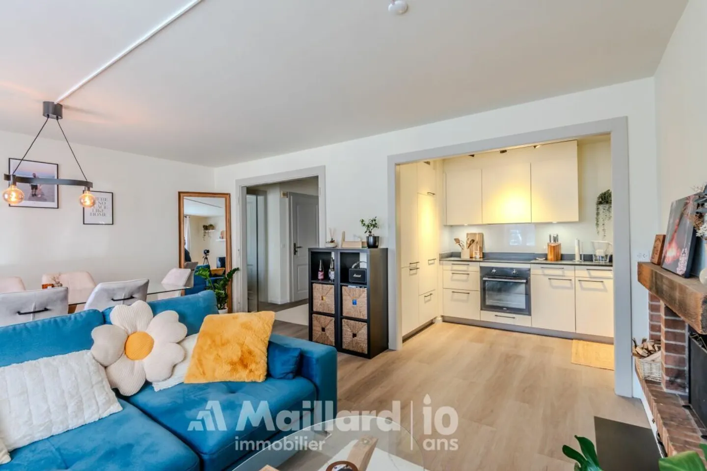 Appartamento affascinante con 3,5 stanze nel cuore di Yens - Foto 5 di 13