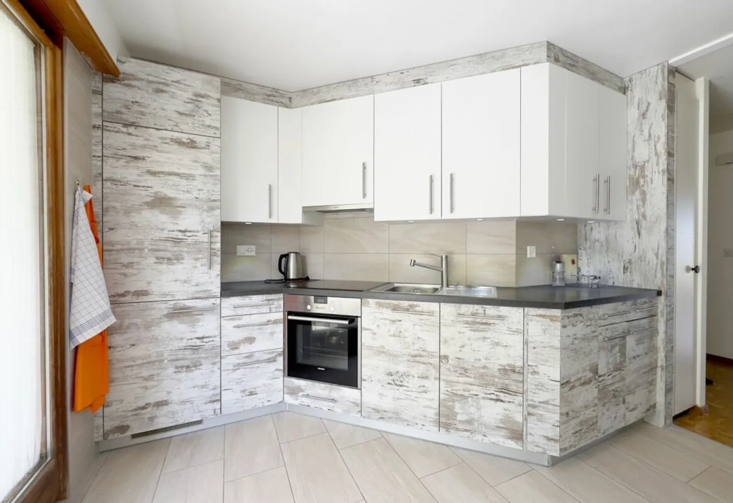 Appartamento con 4,5 stanze e 2 balconi - Foto 2 di 19