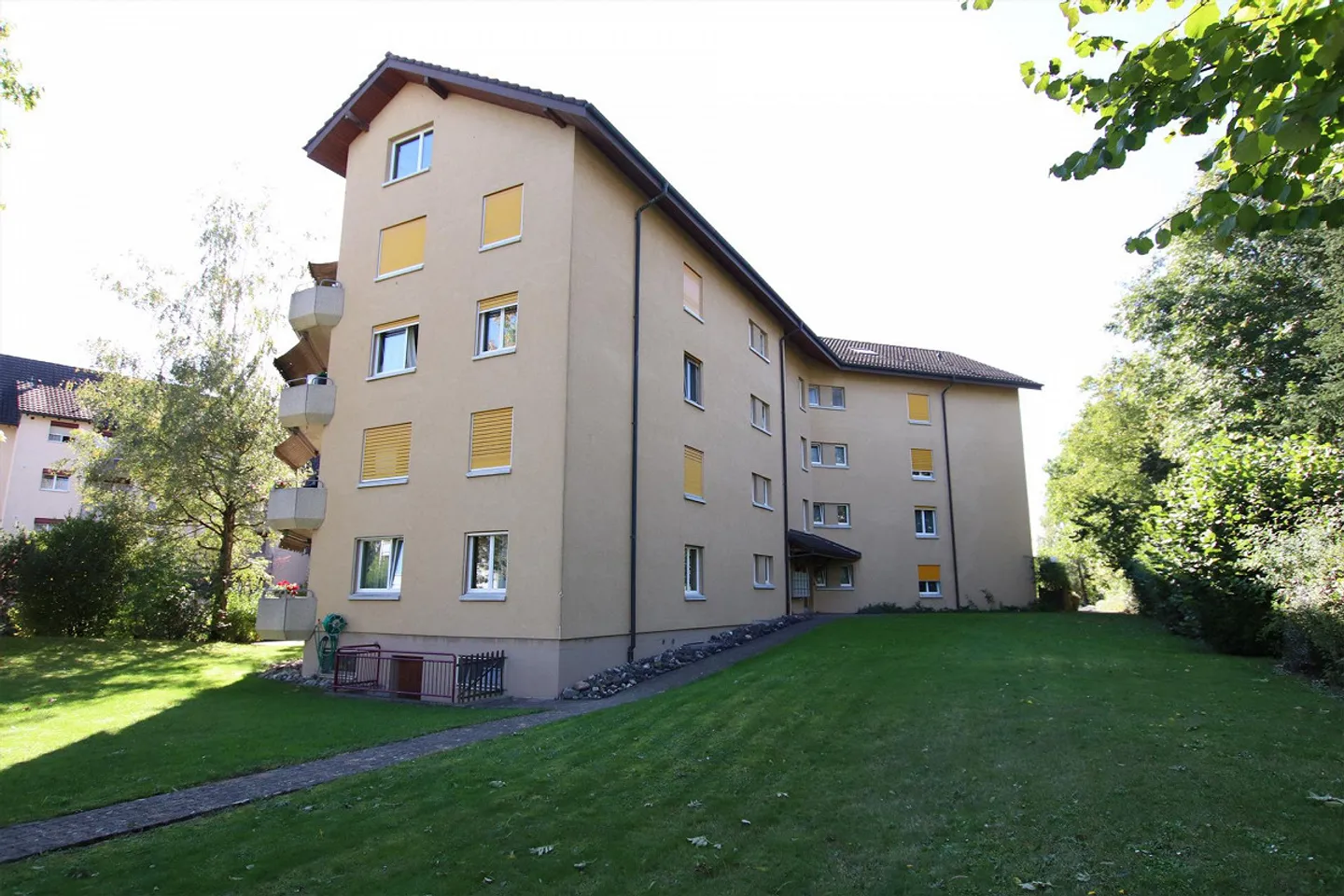 Frisch renovierte 4.5-Zimmer-Wohnung - Foto 10 von 12