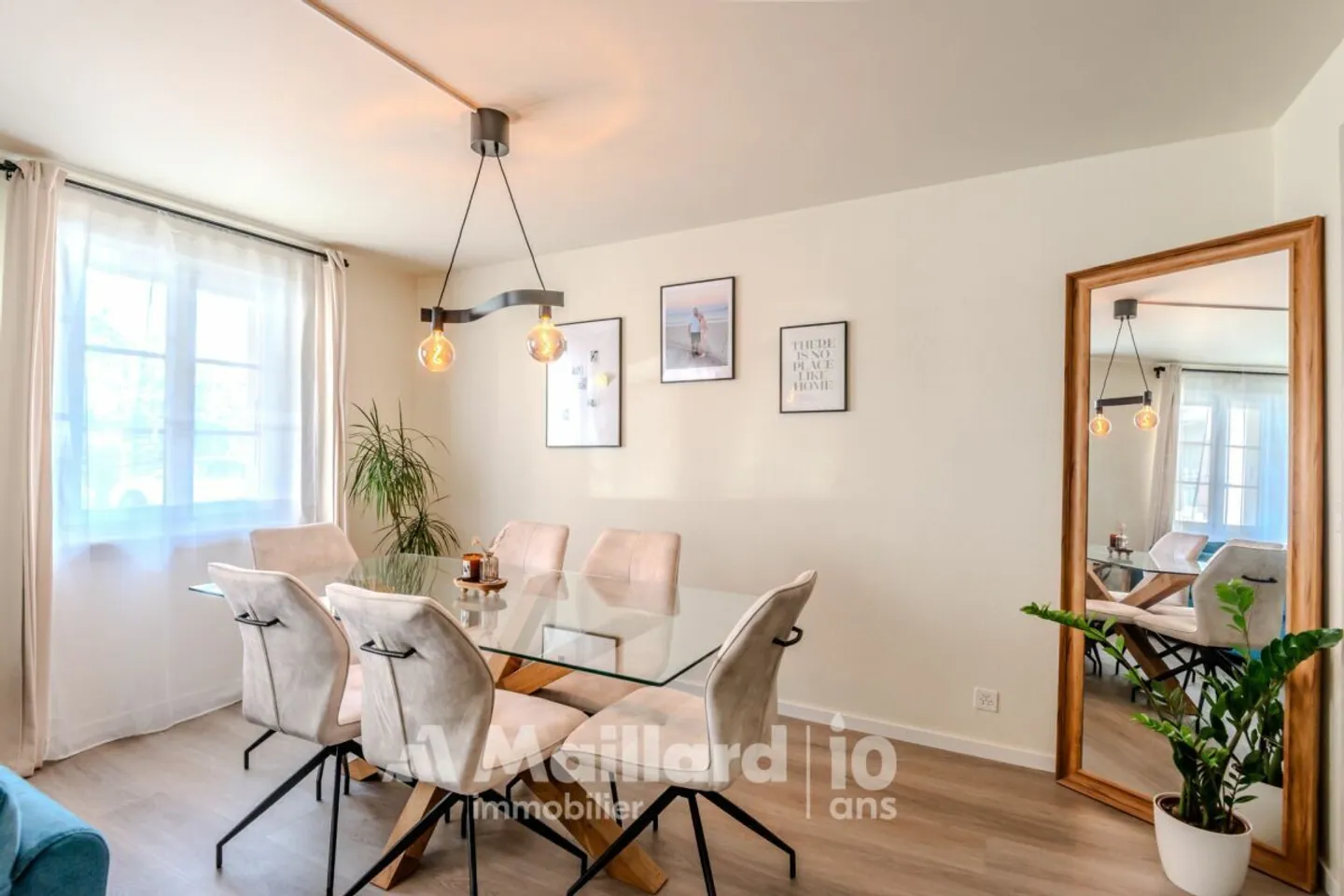 Appartamento affascinante con 3,5 stanze nel cuore di Yens - Foto 6 di 13