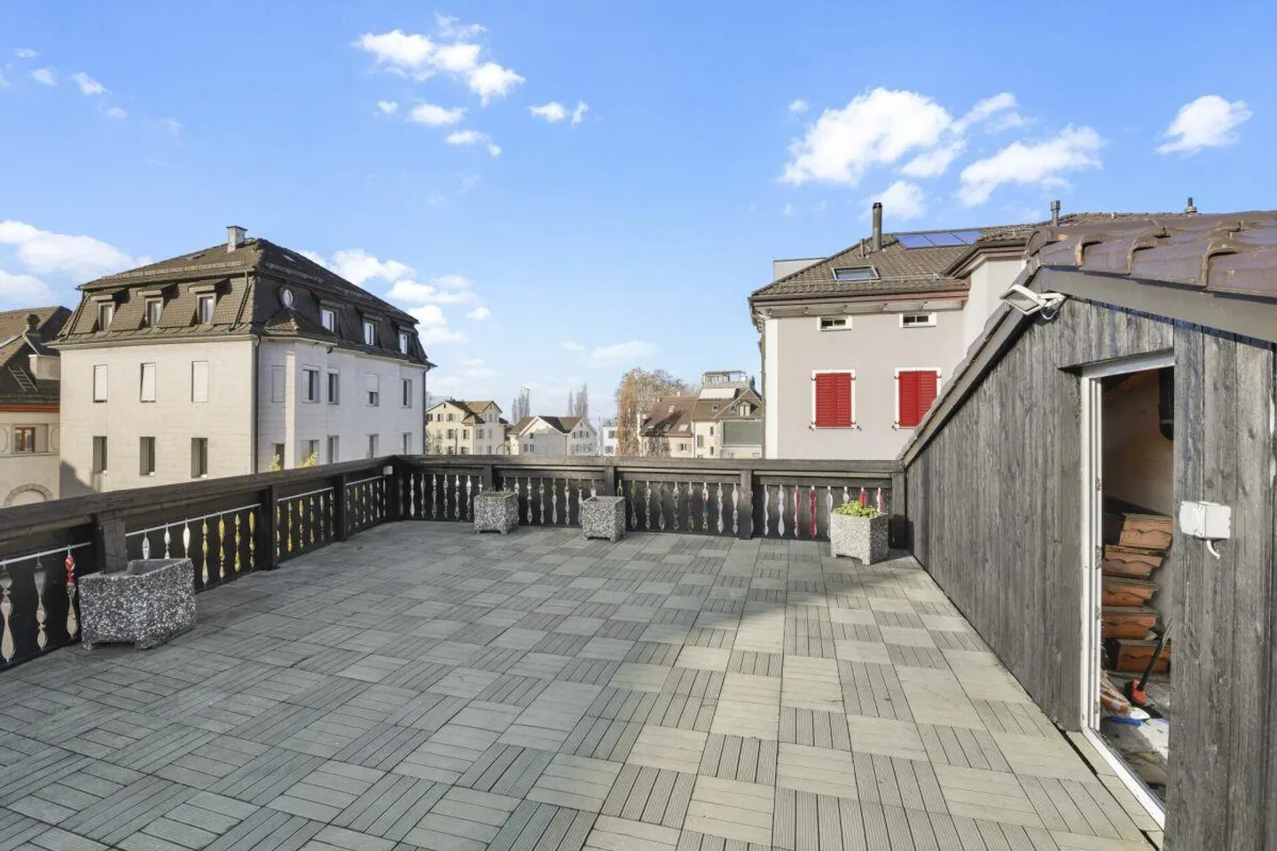 Multifunctional two-family house with generous space offerings - Photo 15 of 30