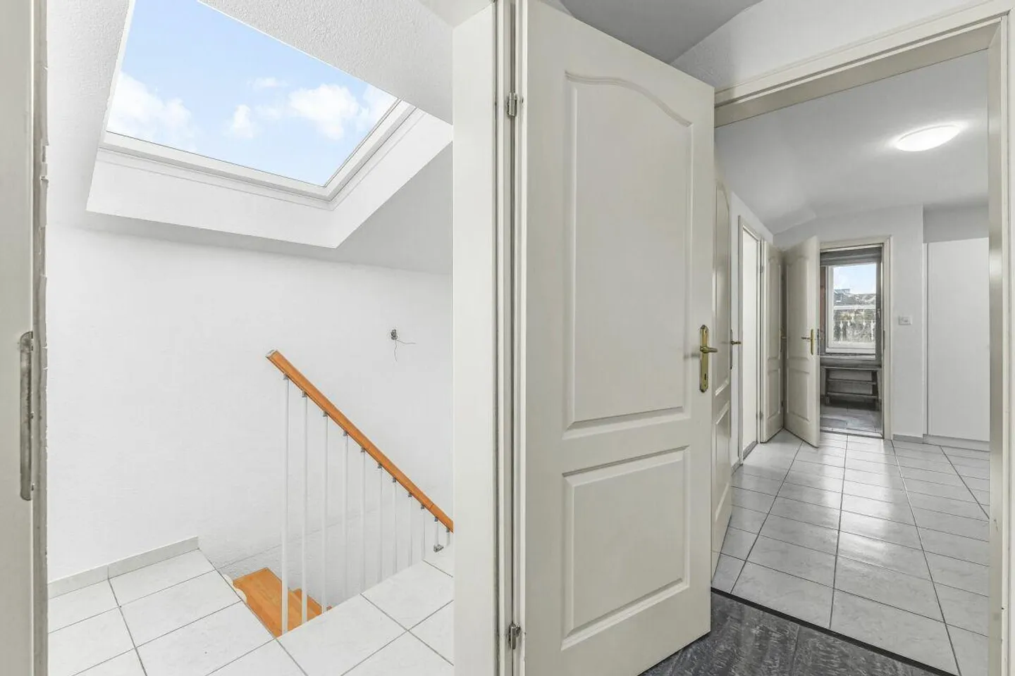 Multifunctional two-family house with generous space offerings - Photo 12 of 30