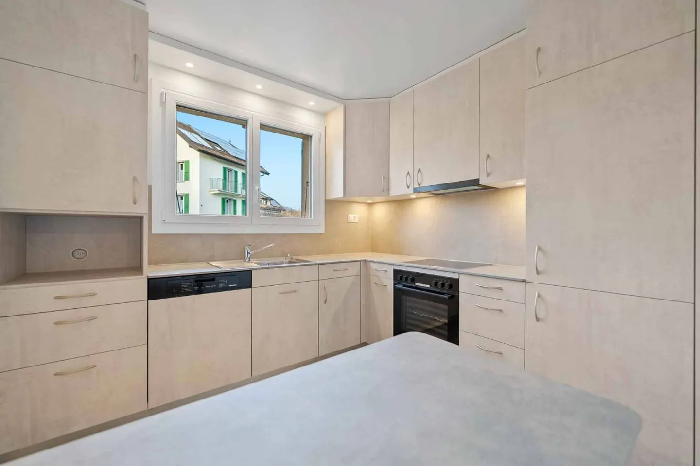 Reihenhaus mit 6 Zimmern - Foto 4 von 12