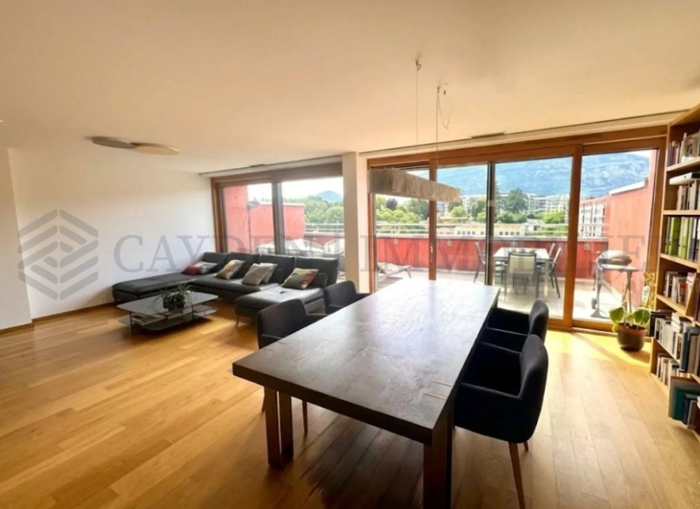 Duplex Attic with Terrace - Photo 6 of 13