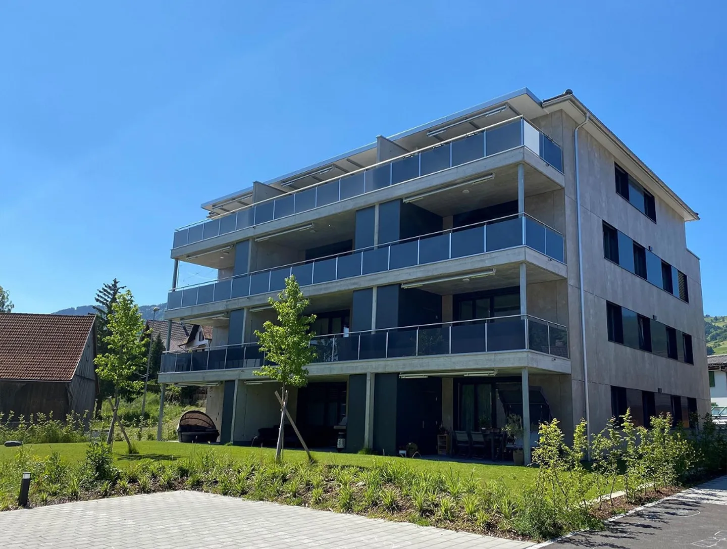 Appartamento luminoso e moderno con grande balcone - Foto 5 di 7