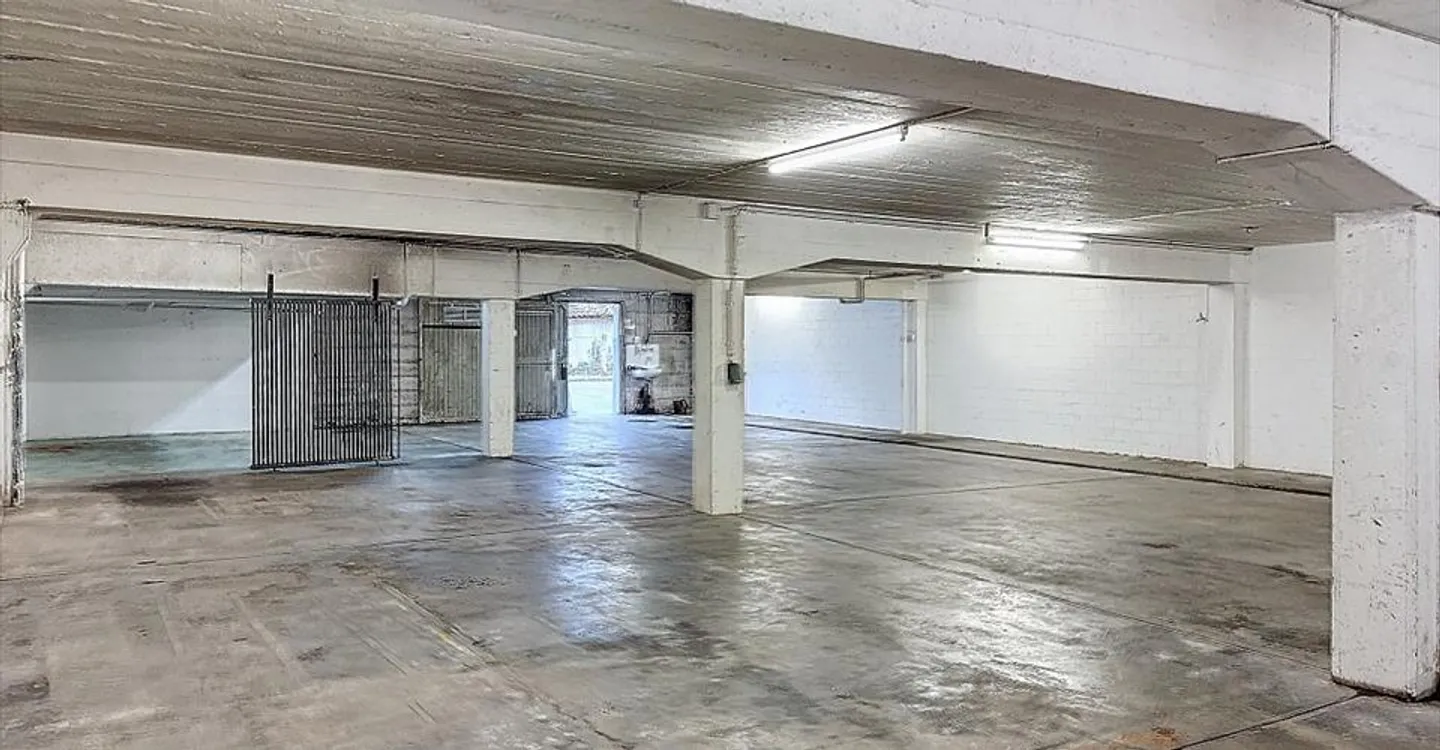 Edificio ad uso misto in affitto - Foto 1 di 3