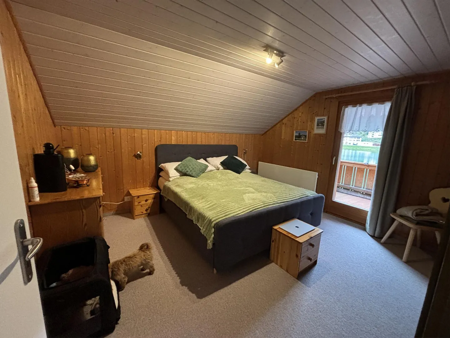 3.5 Zimmer mit Balkon direkt am Obersee in Arosa - Foto 4 von 9