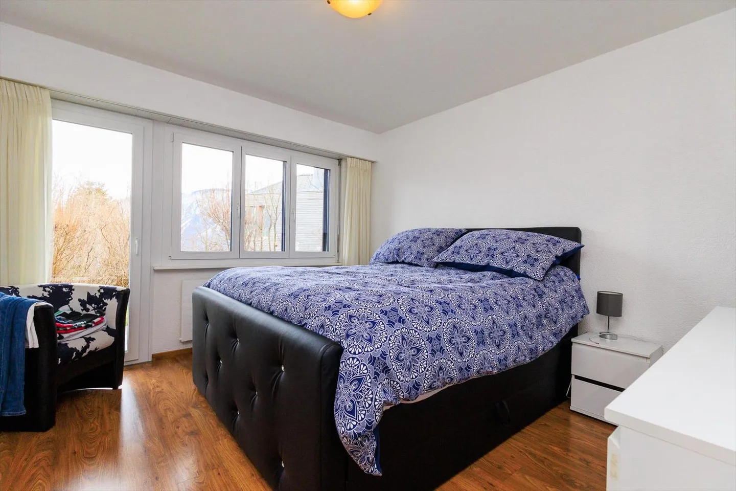 Large 3.5 Room Apartment of 100 m² with Garden – Near Crans-Montana - Photo 5 of 11