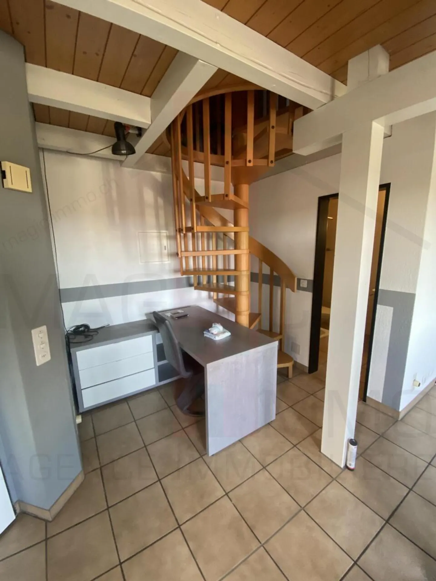 Duplex apartment with balcony - Photo 5 of 9