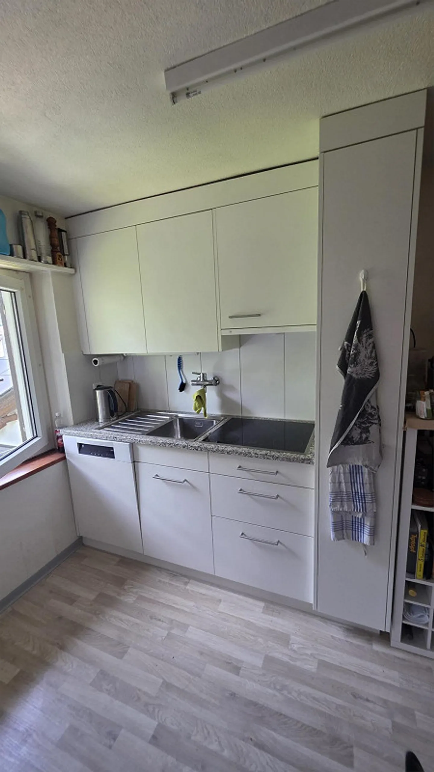 Charmante Dachwohnung - Foto 3 von 4
