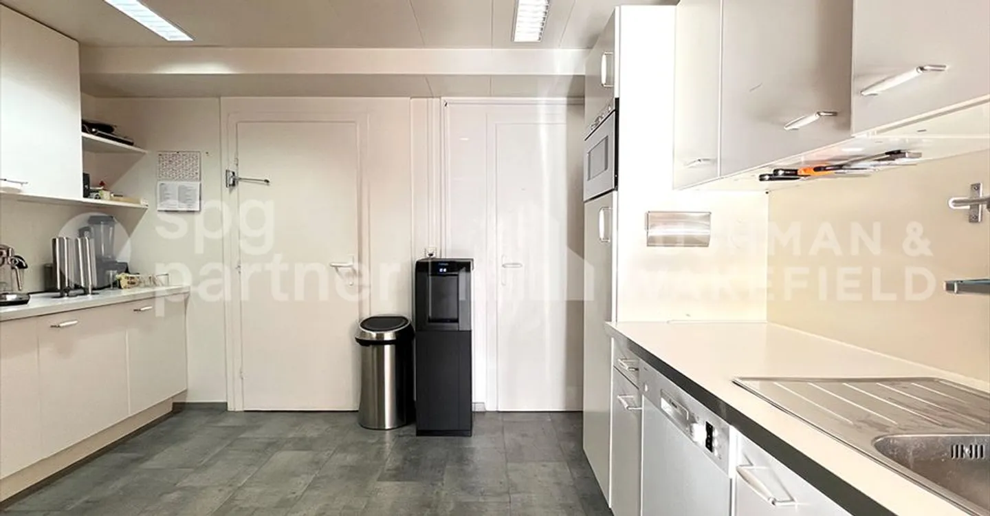 Bureau à louer - Photo 3 sur 11