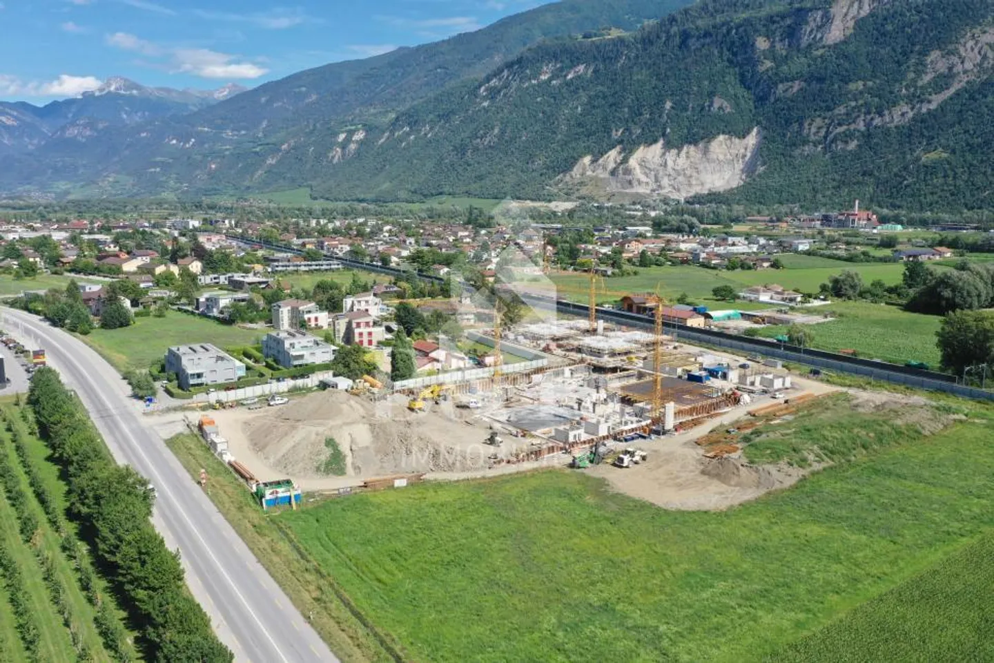 Großes Studio im Erdgeschoss mit Ostausrichtung - Foto 1 von 13