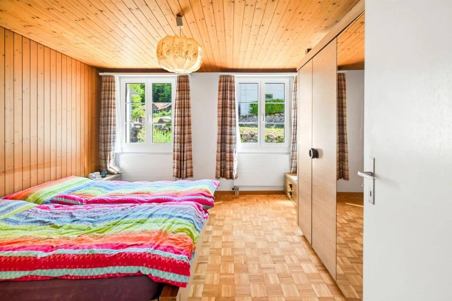 Due appartamenti. Una casa. Al lago di Walen. - Foto 4 di 6