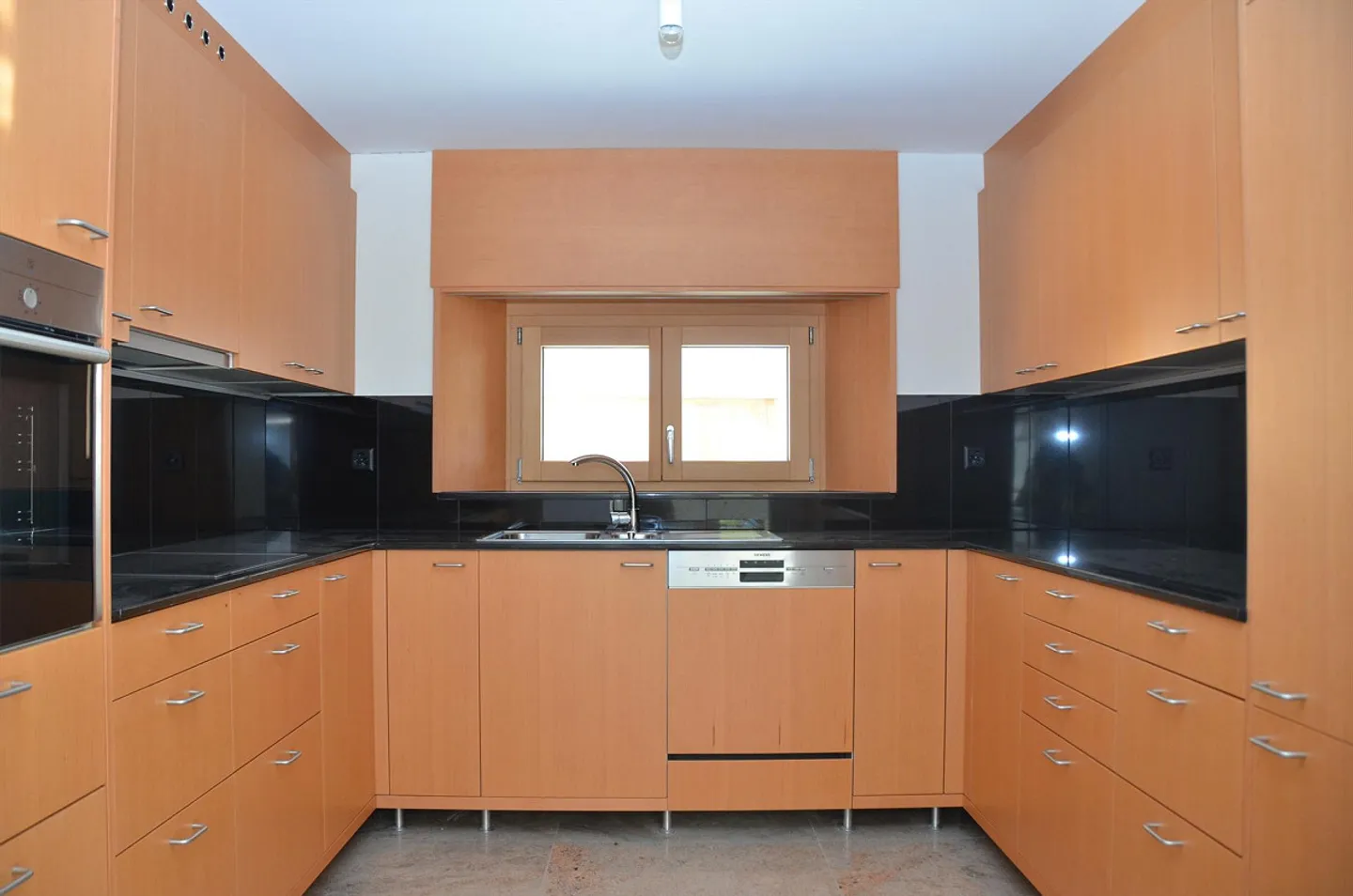Zentrale Wohnung mit Garten - Foto 4 von 11