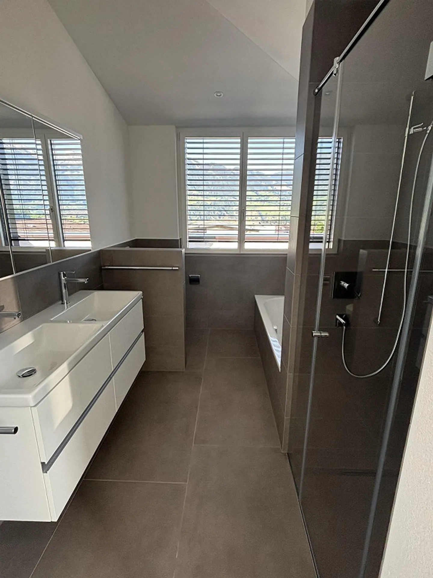 Prima occupazione - Appartamento attico di 2,5 stanze - Foto 10 di 11