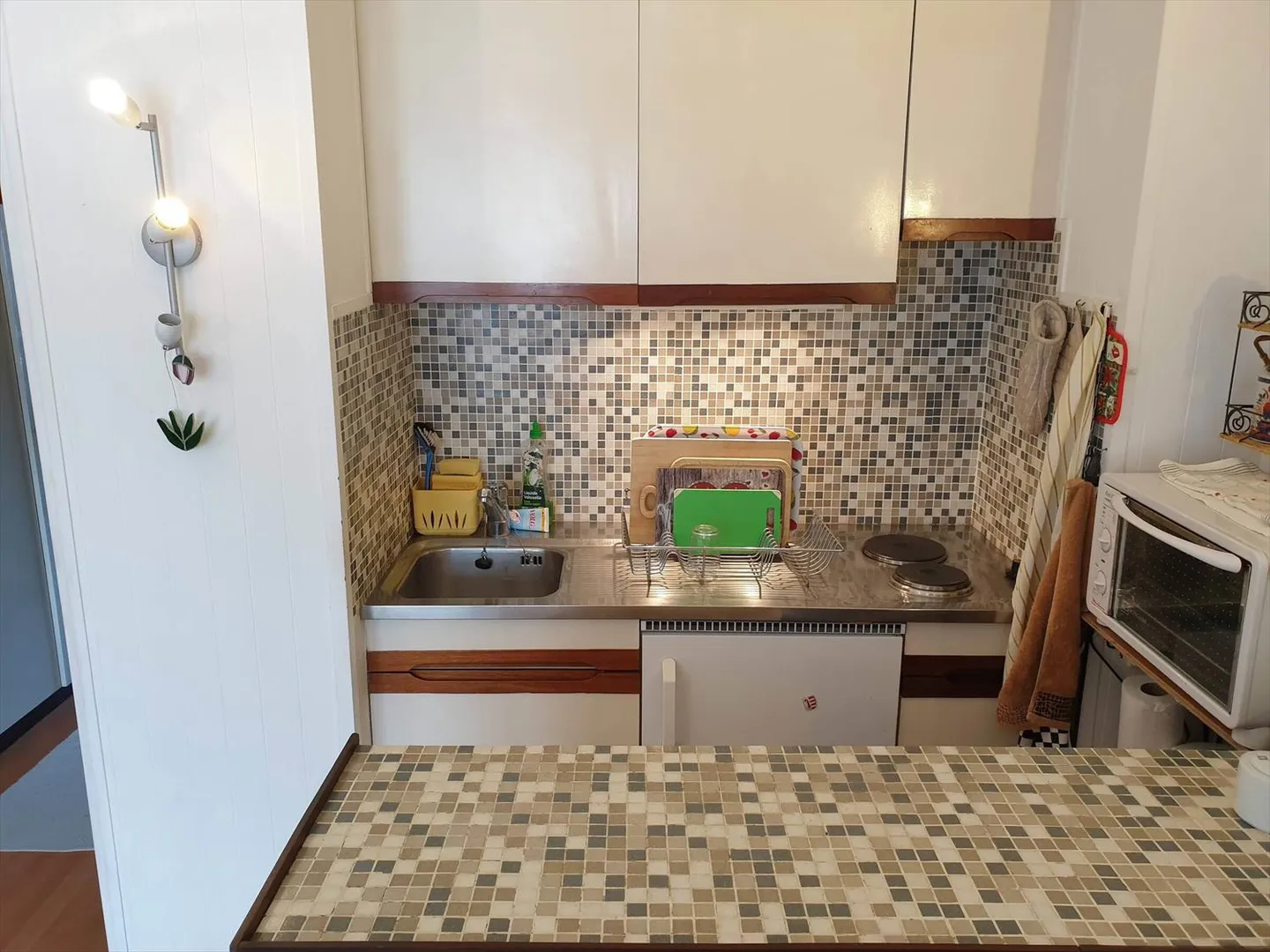 2-room apartment - Photo 2 of 9