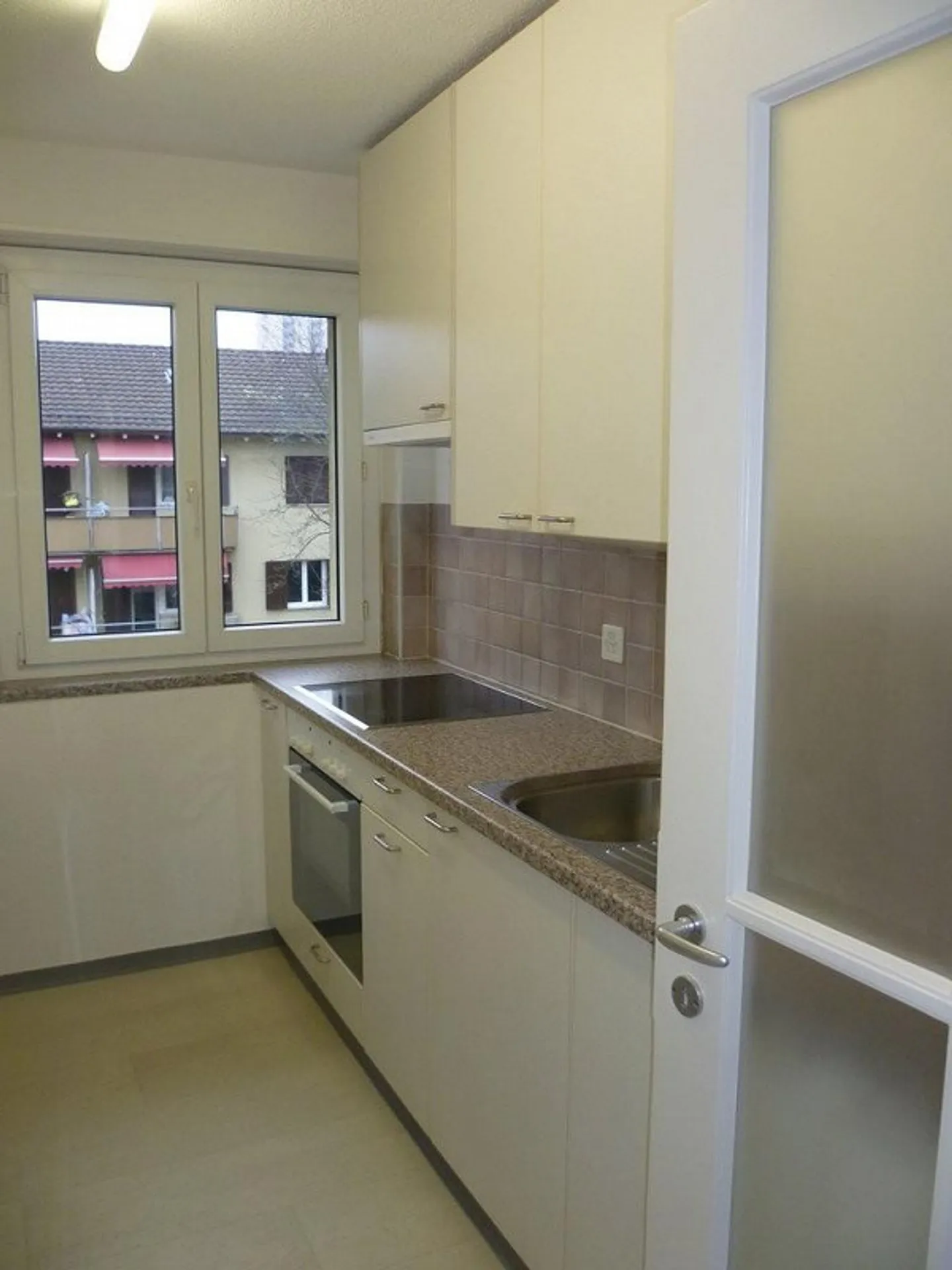 Apartment in a central green location - Photo 3 of 8