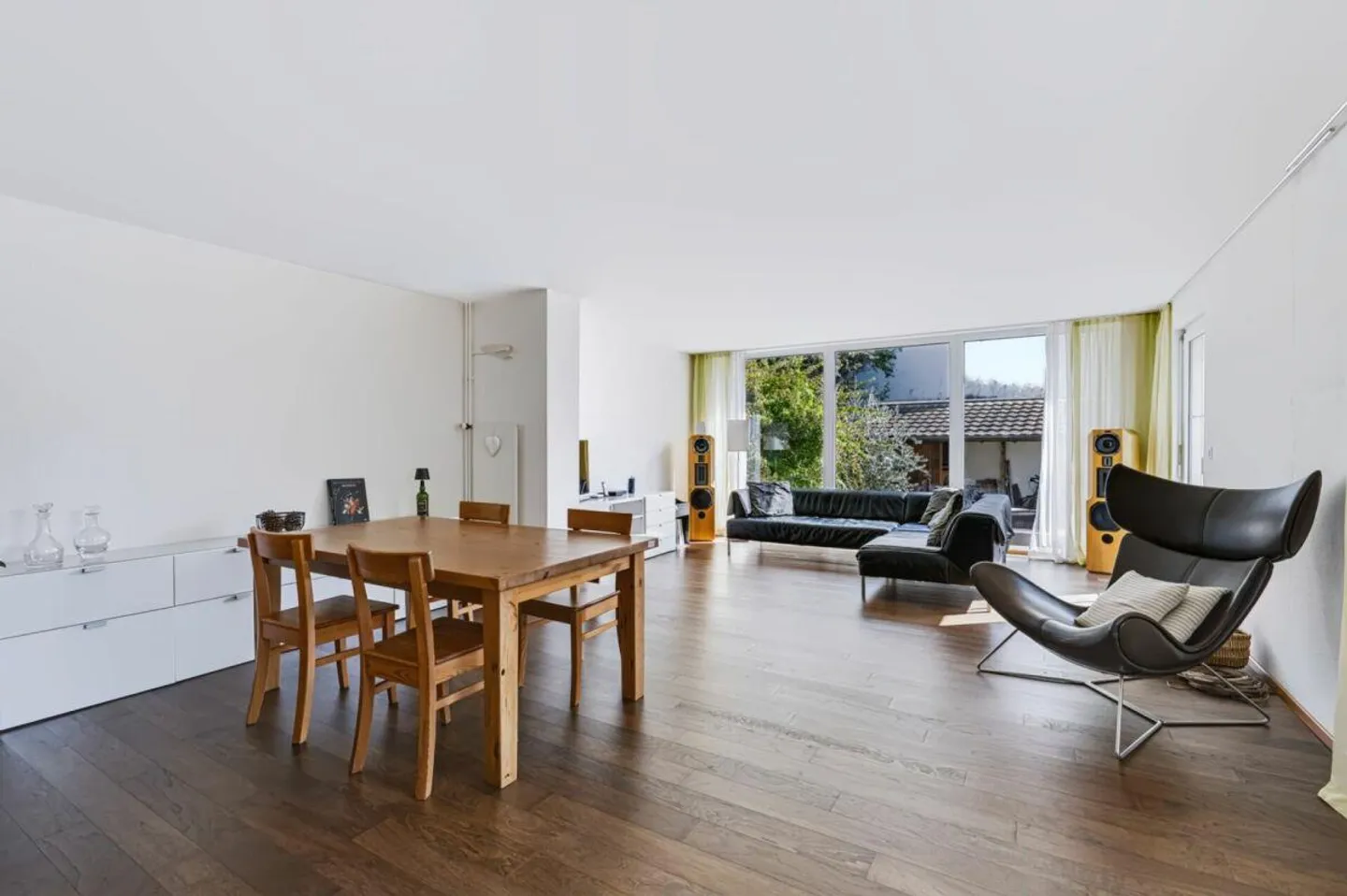 4½-Room Corner Single-Family House with approx. 150 m² of Living Space, Generous Space Offer and Beautiful Garden - Photo 5 of 14