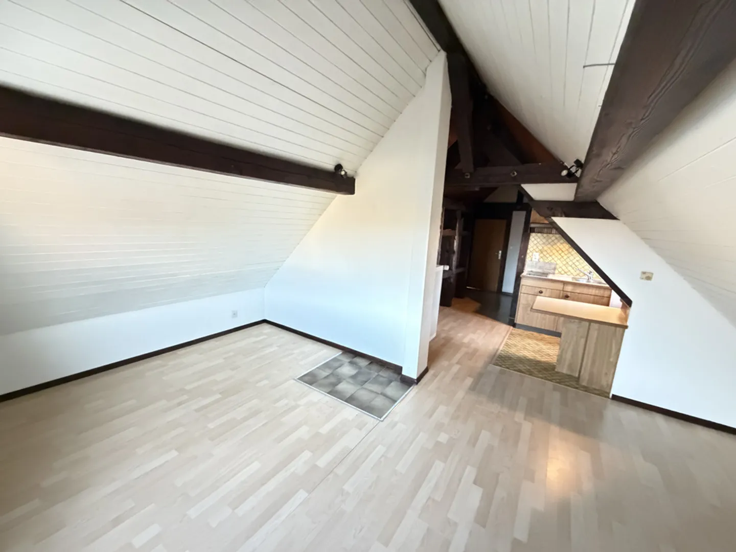 Appartamento 2.5 stanze - Foto 2 di 8