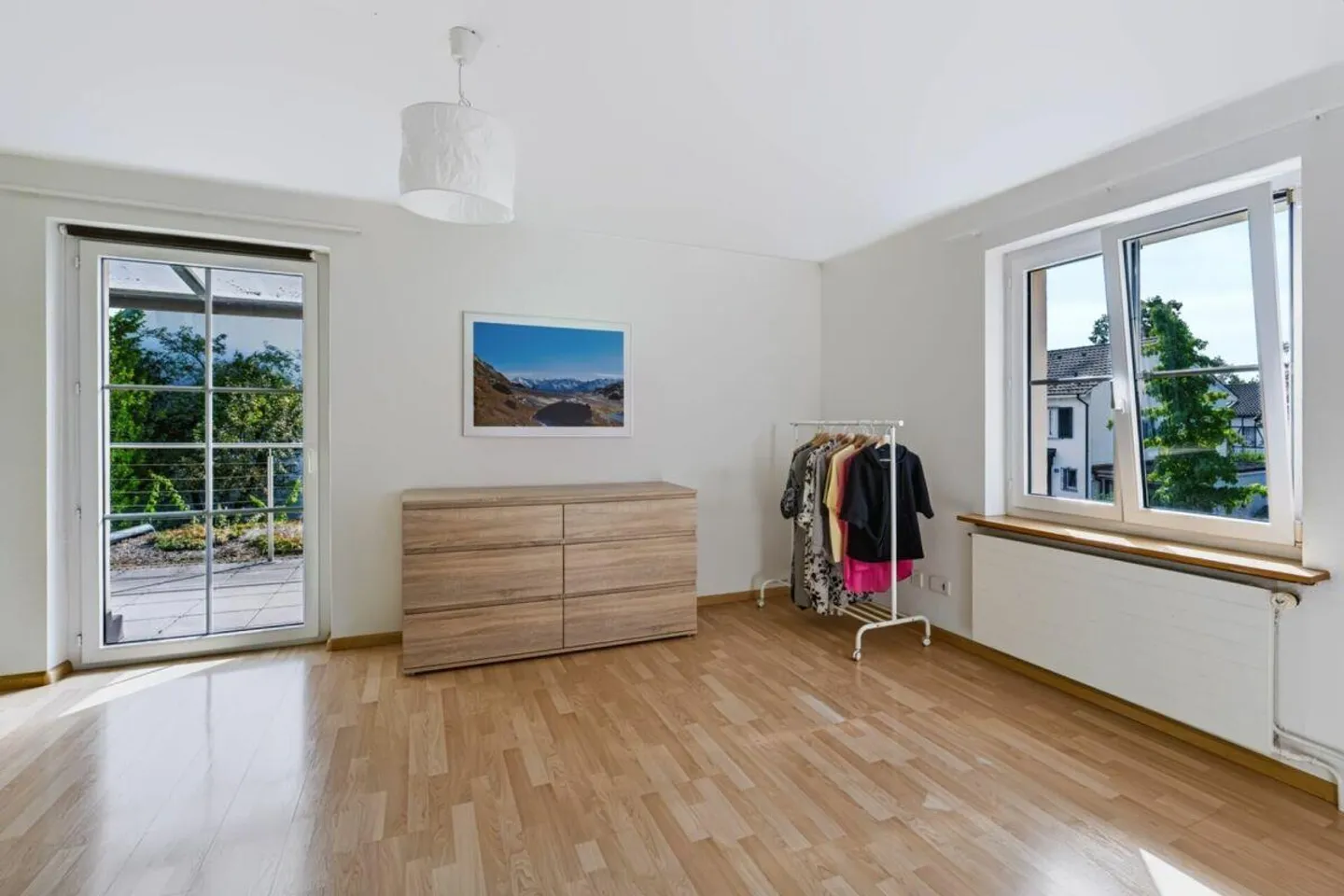 4½-Room Corner Single-Family House with approx. 150 m² of Living Space, Generous Space Offer and Beautiful Garden - Photo 10 of 14