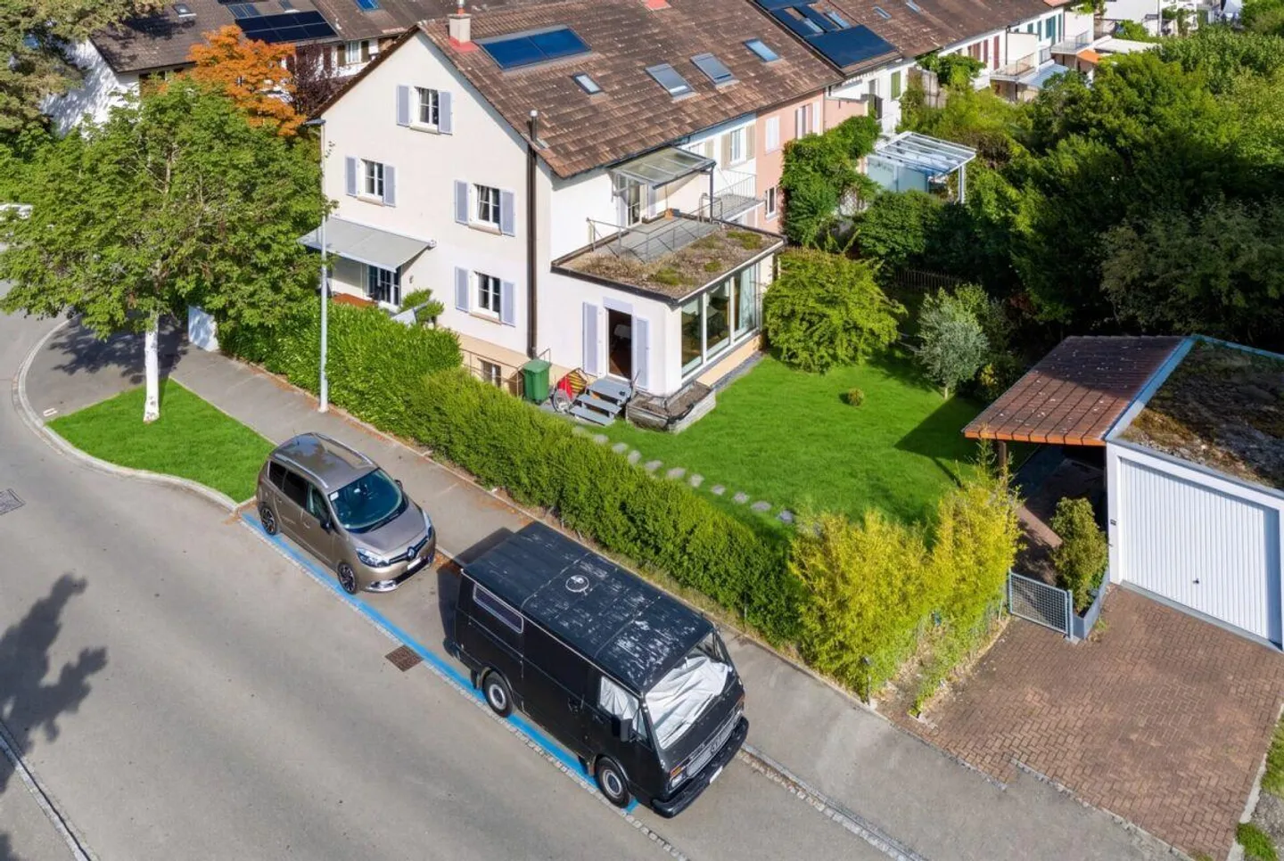 4½-Room Corner Single-Family House with approx. 150 m² of Living Space, Generous Space Offer and Beautiful Garden - Photo 13 of 14