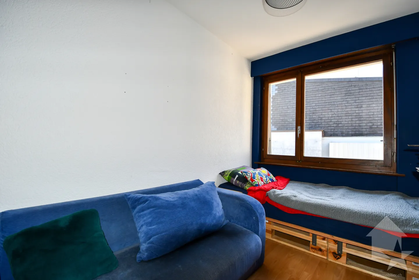 Apartment in the heart of Fully with independent office - Photo 12 of 15