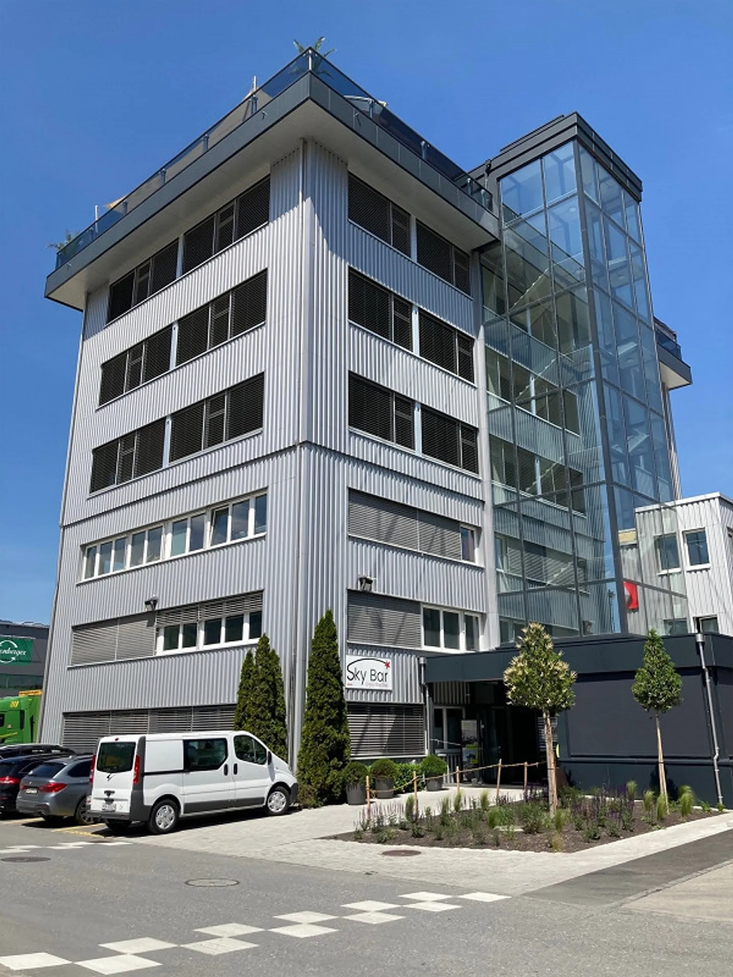 74 m2 Office/Commercial Space - Photo 3 of 13