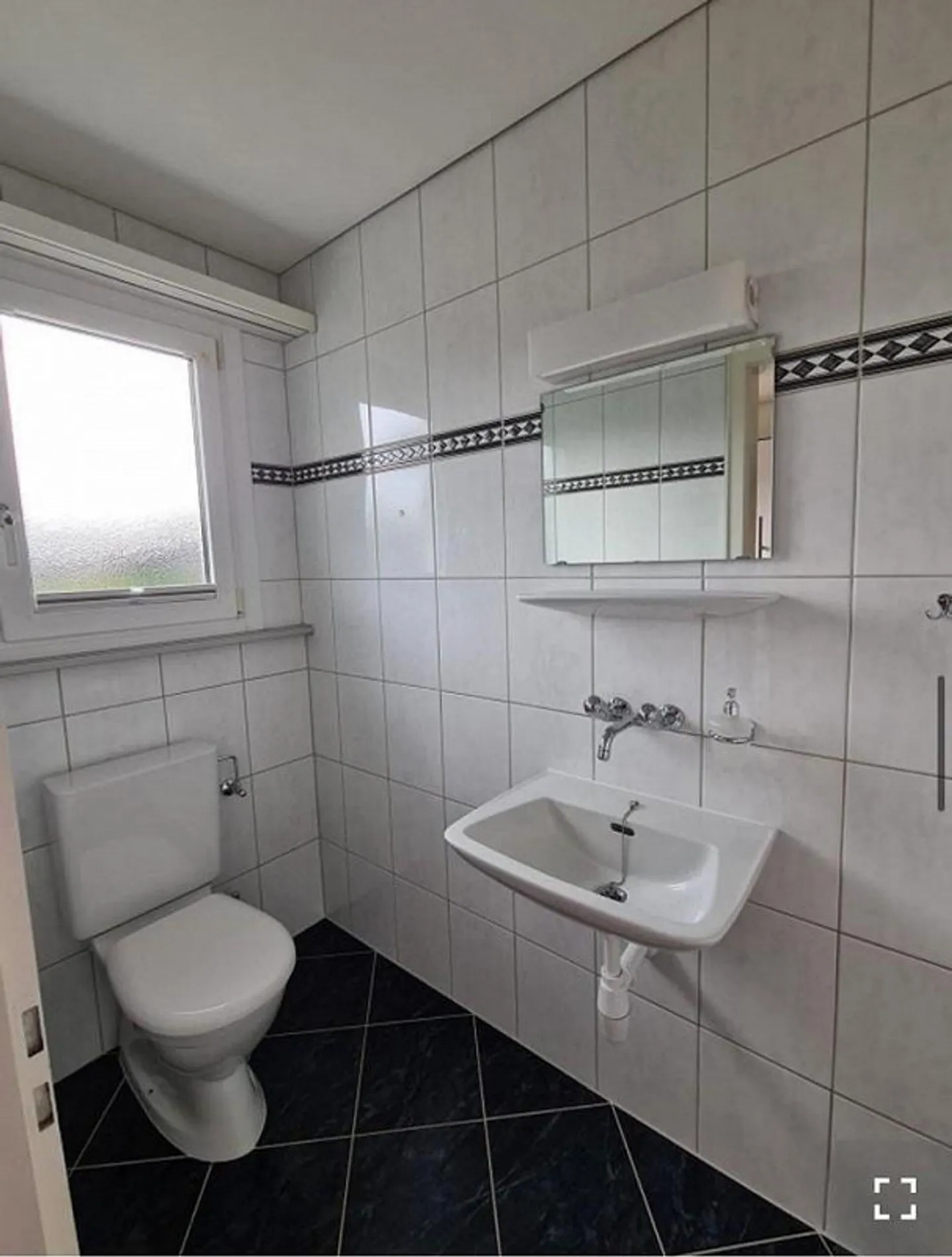 Charmantes Einfamilienhaus mit Garten - Foto 16 von 18