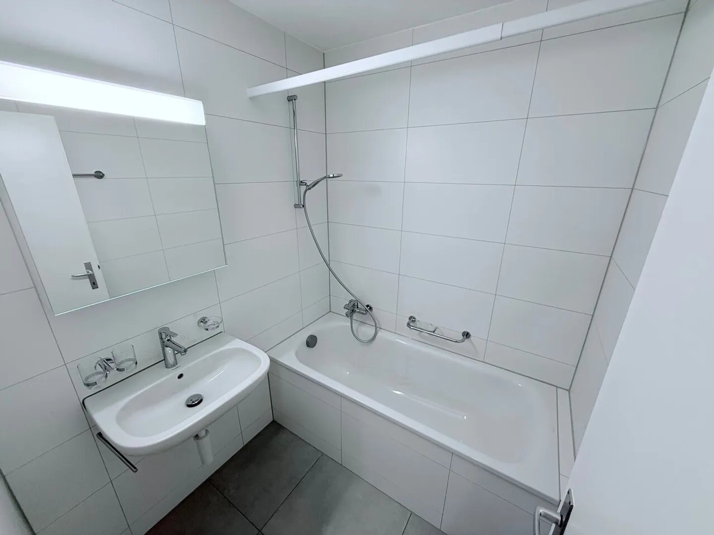 Appartement Charmant à Guinand - Photo 7 sur 8