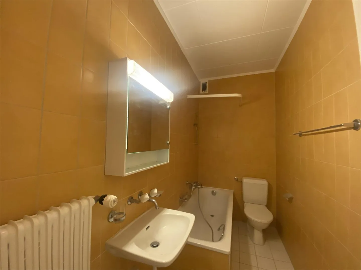 01765 - Studio 1œ PCES - RUE PERE-GIRARD 8 - FRIBOURG - Foto 5 di 5