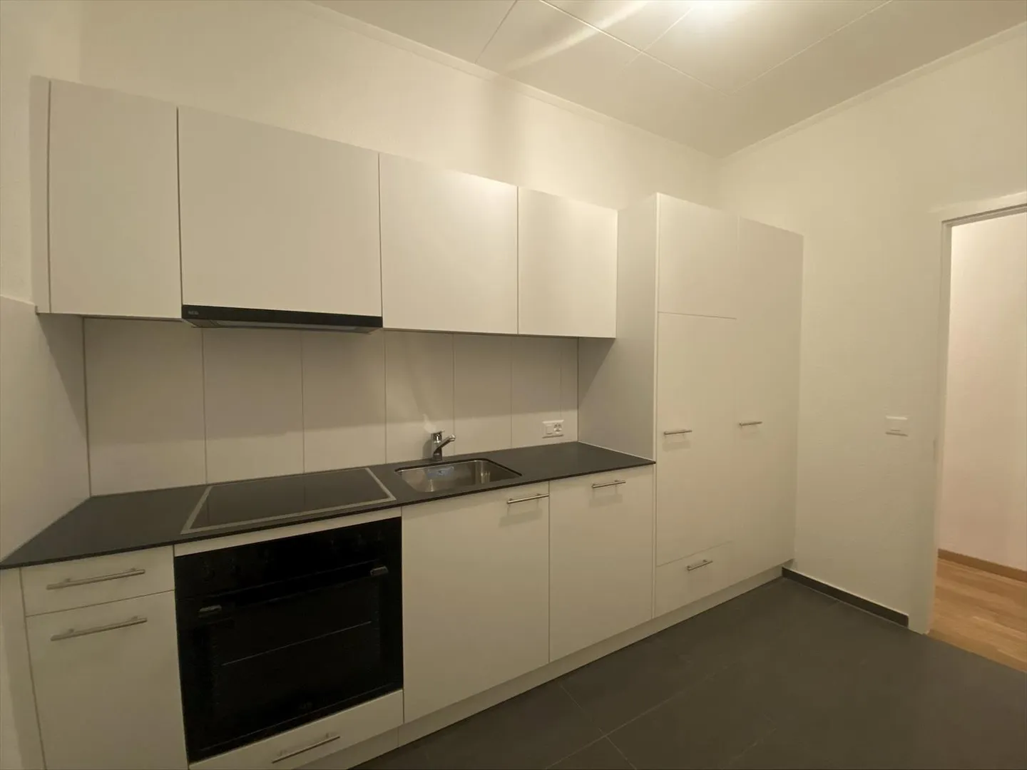 01765 - Studio 1œ PCES - RUE PERE-GIRARD 8 - FRIBOURG - Foto 1 di 5