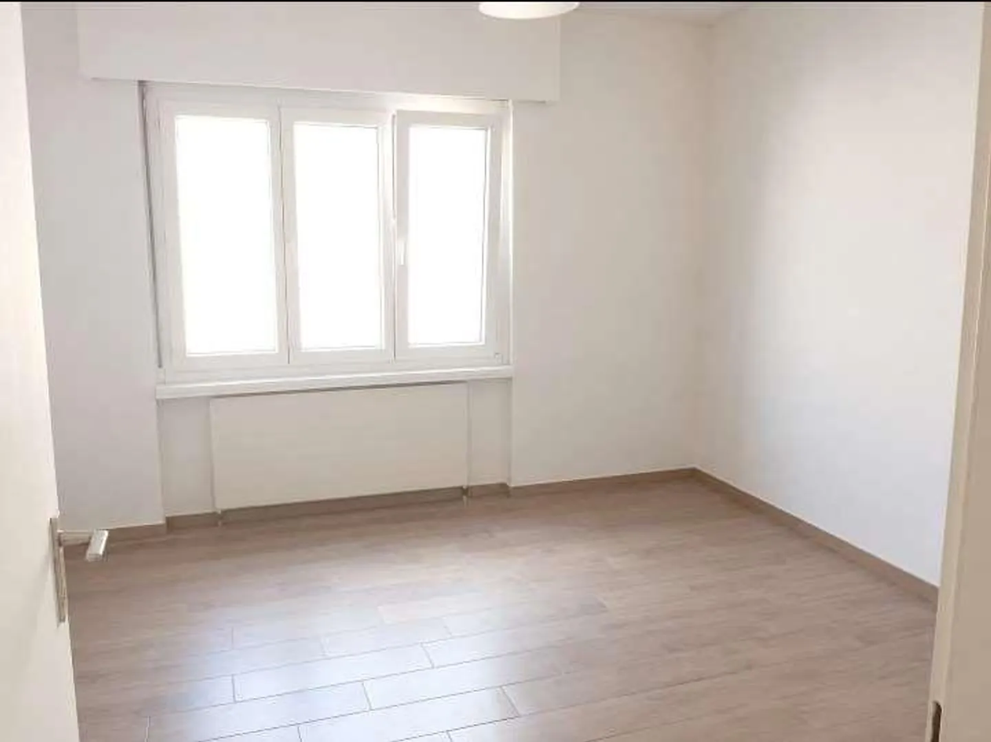 Appartamento ristrutturato con balcone - Foto 4 di 9