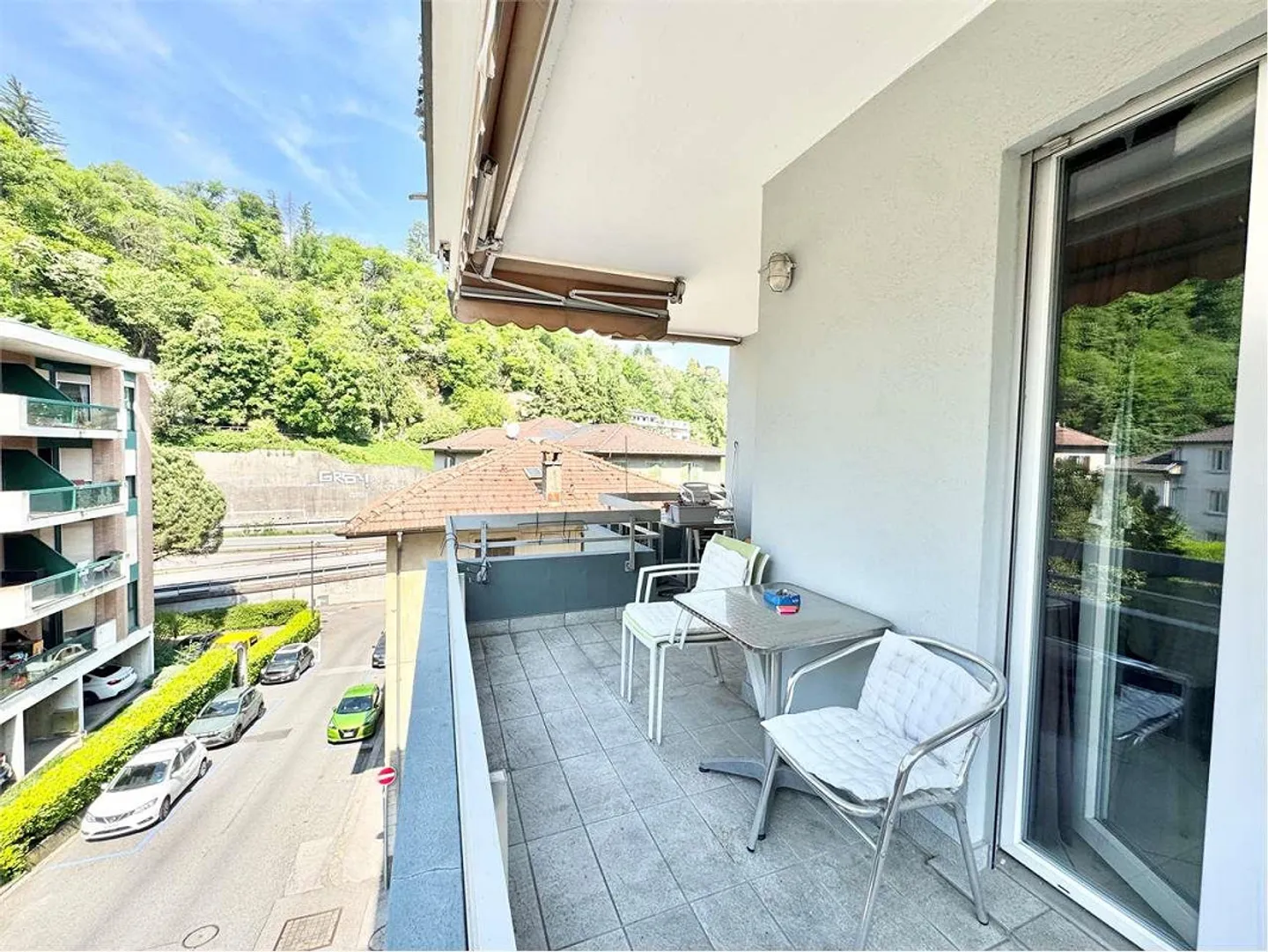 Bright 3.5-room apartment in Paradiso in residential area - Photo 1 of 7