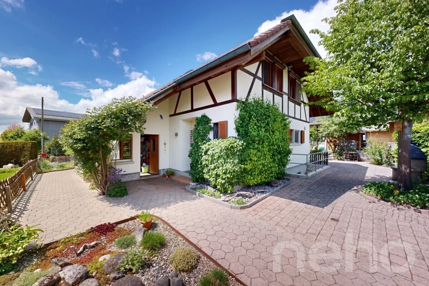 Your new home! Charming single-family house with well-kept garden - Photo 12 of 12
