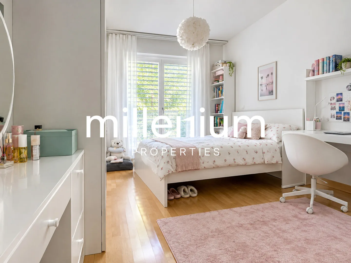 6.5-room apartment with terrace and private garden - Photo 8 of 11