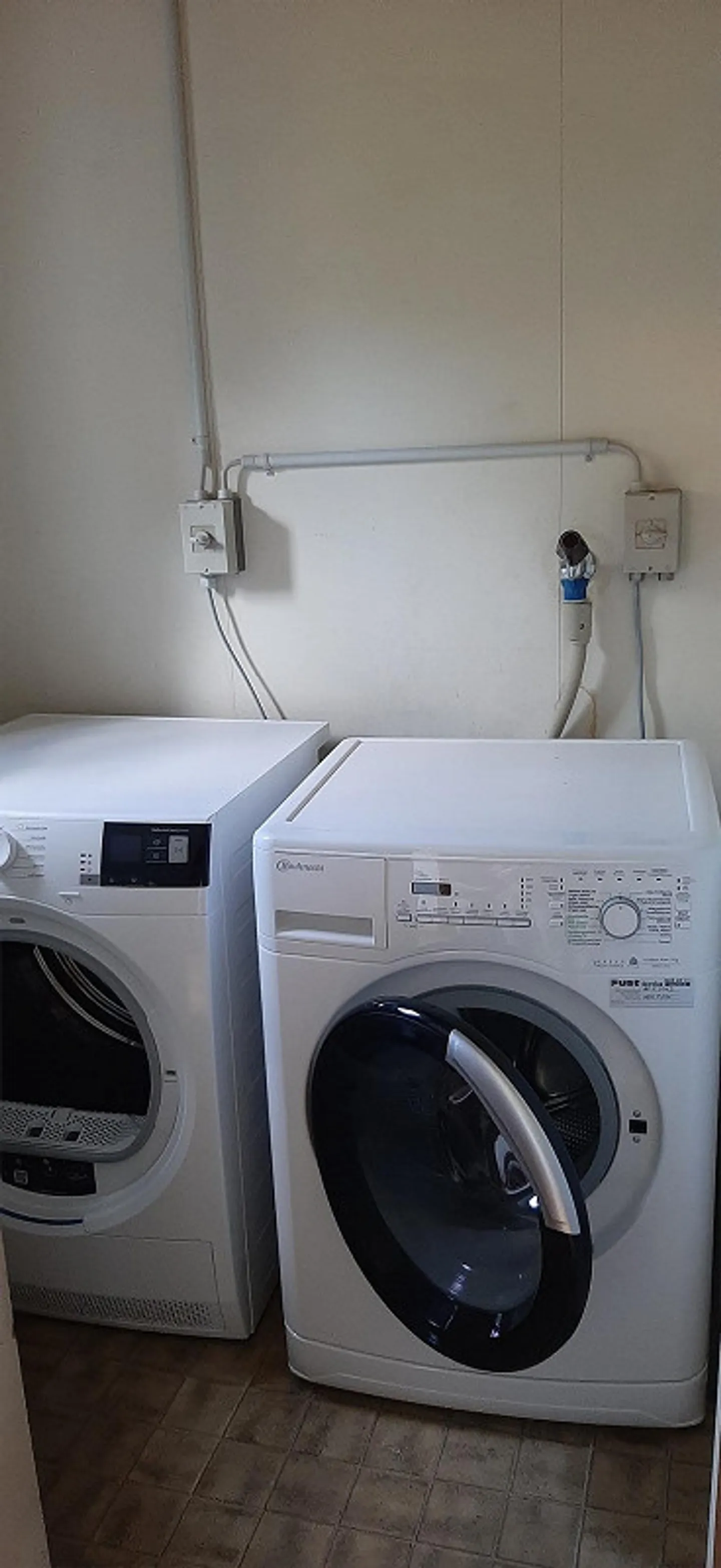 Charmante appartement sous les toits d'un ancien bâtiment - central à Altstätten - Photo 11 sur 12