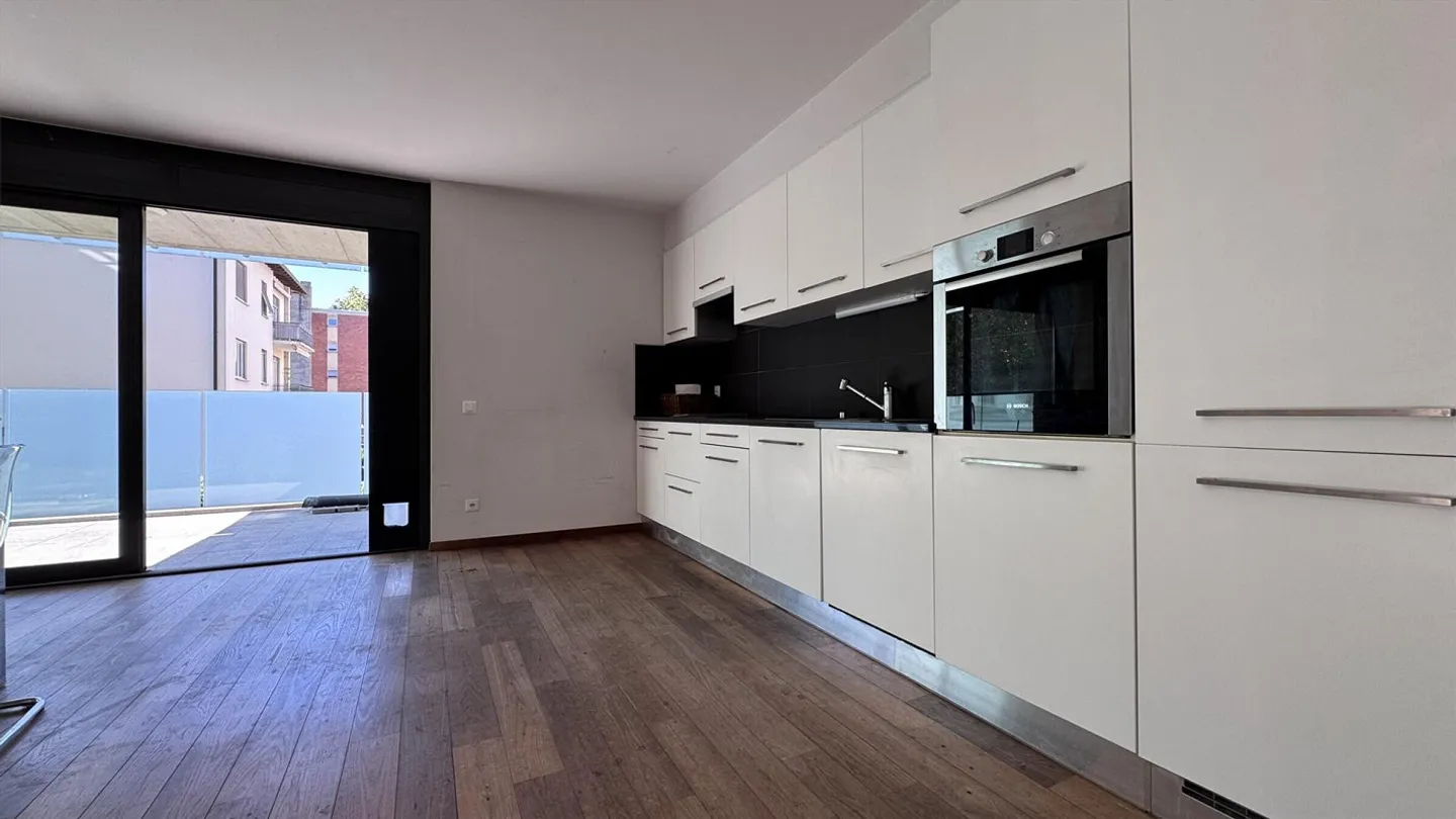 Appartamento spazioso con terrazza - Foto 4 di 9