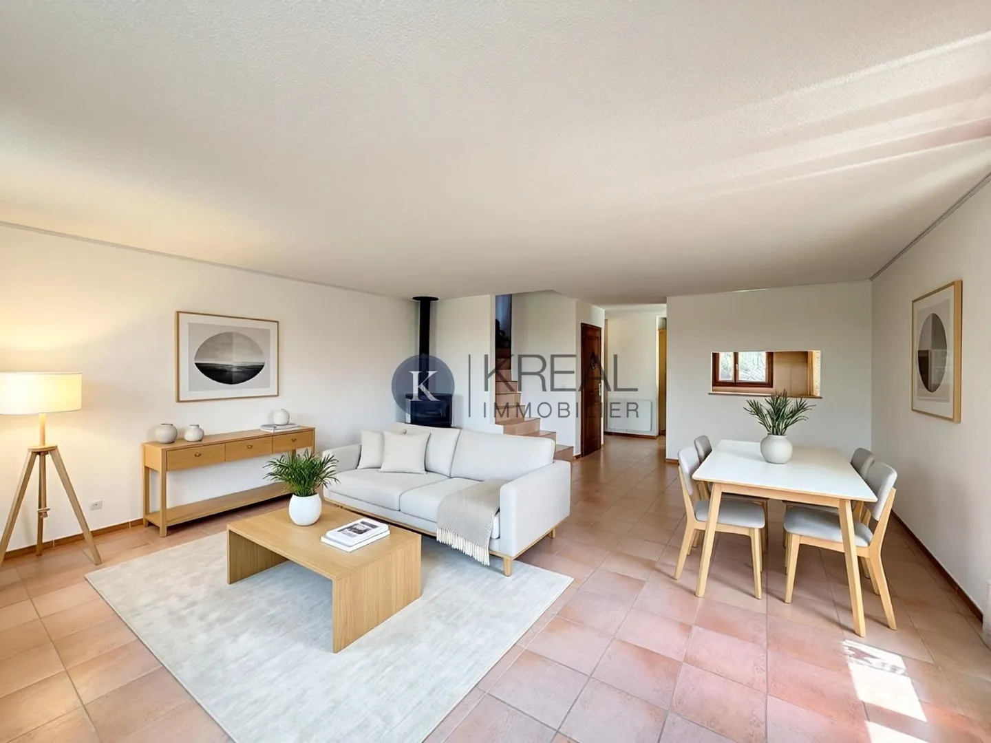 Apartment in sought-after residential area: 5.5-room villa with beautiful rooms and fenced garden - Photo 3 of 13