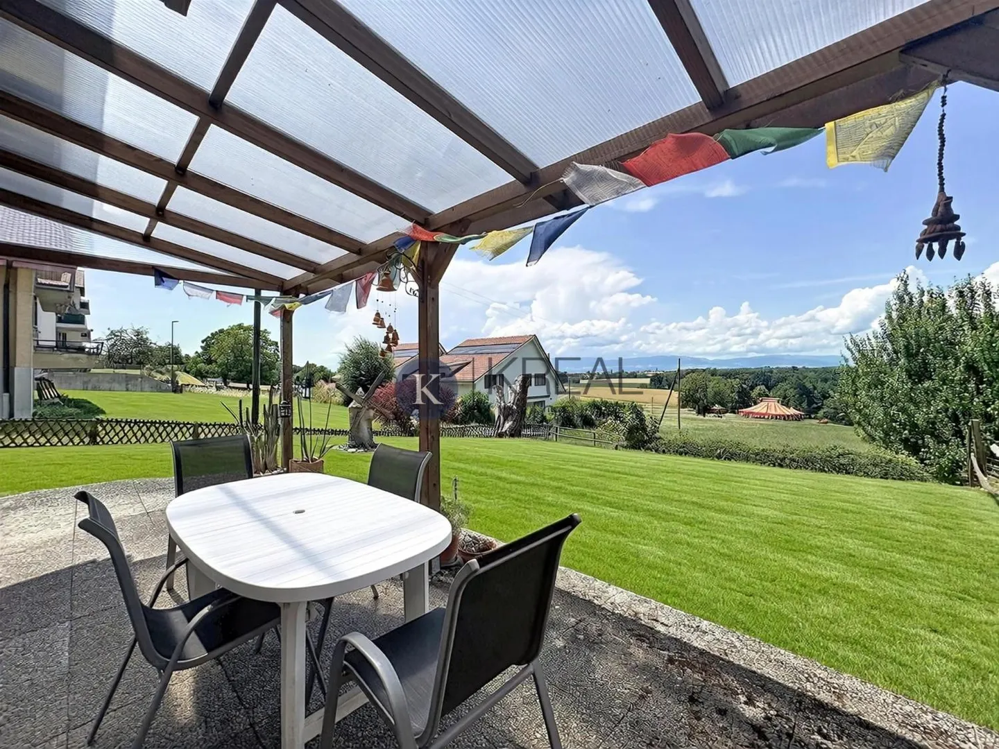 Apartment in sought-after residential area: 5.5-room villa with beautiful rooms and fenced garden - Photo 4 of 13