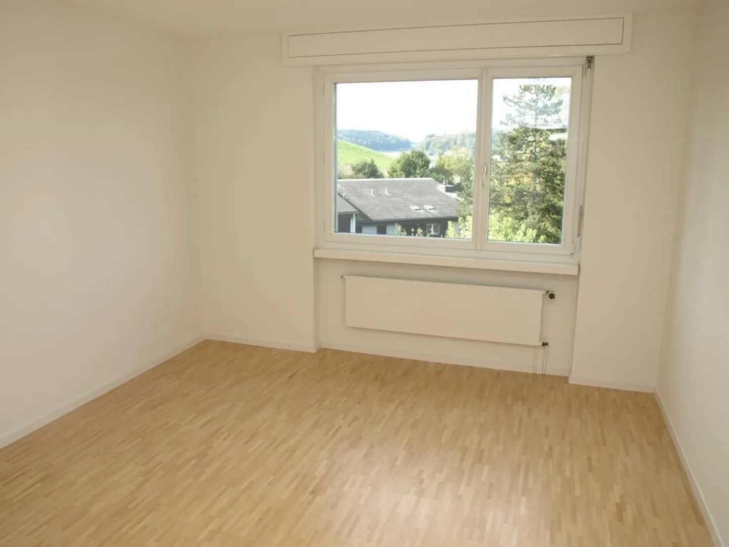 Sogno abitativo: appartamento di 5,5 stanze / Centrale con vista sul verde! - Foto 7 di 10