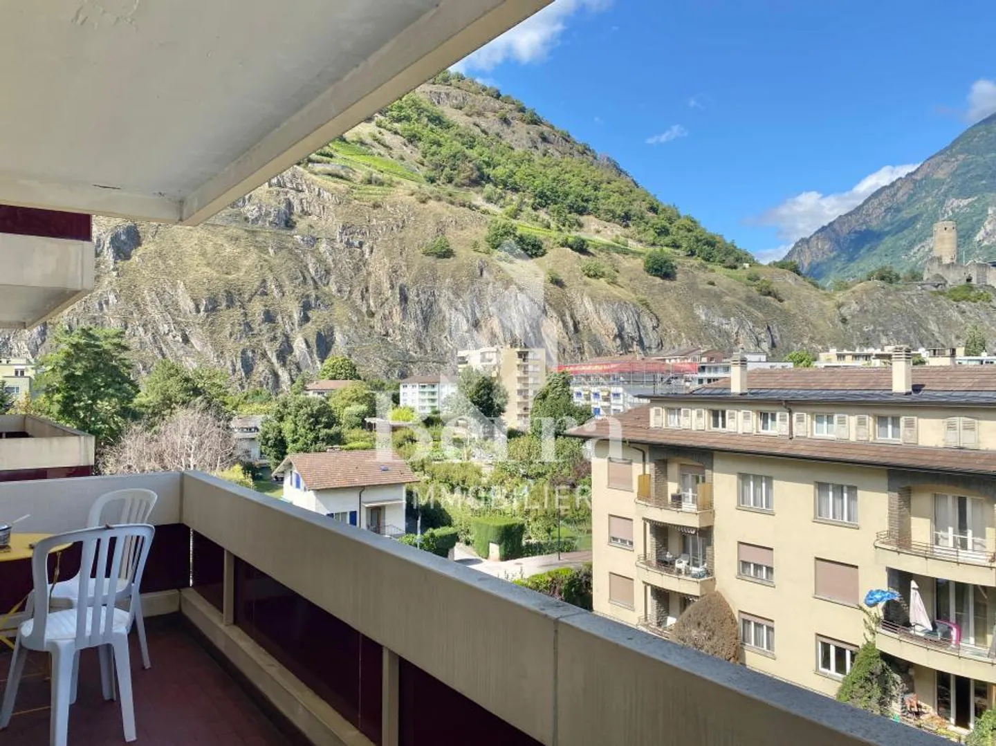 Appartamento di 4.5 locali + ufficio nel centro di Martigny - Foto 1 di 13