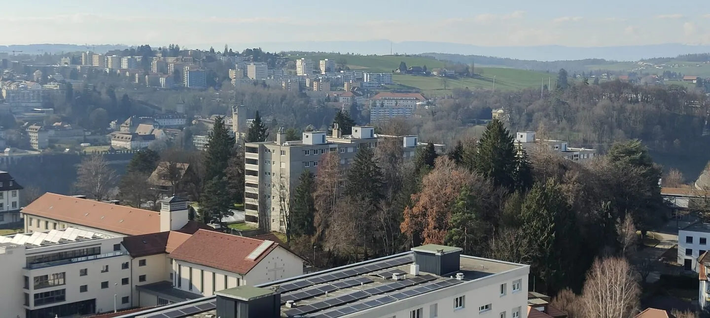 MIT EINER PRÄCHTIGEN PANORAMISCHEN AUSSTATTUNG - Photo 18 of 18