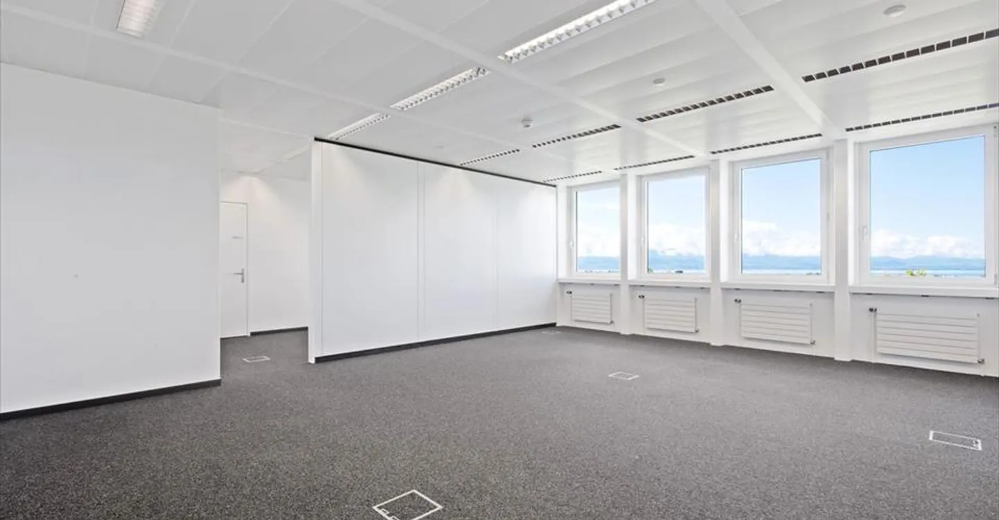 Office space for rent - Photo 6 of 9