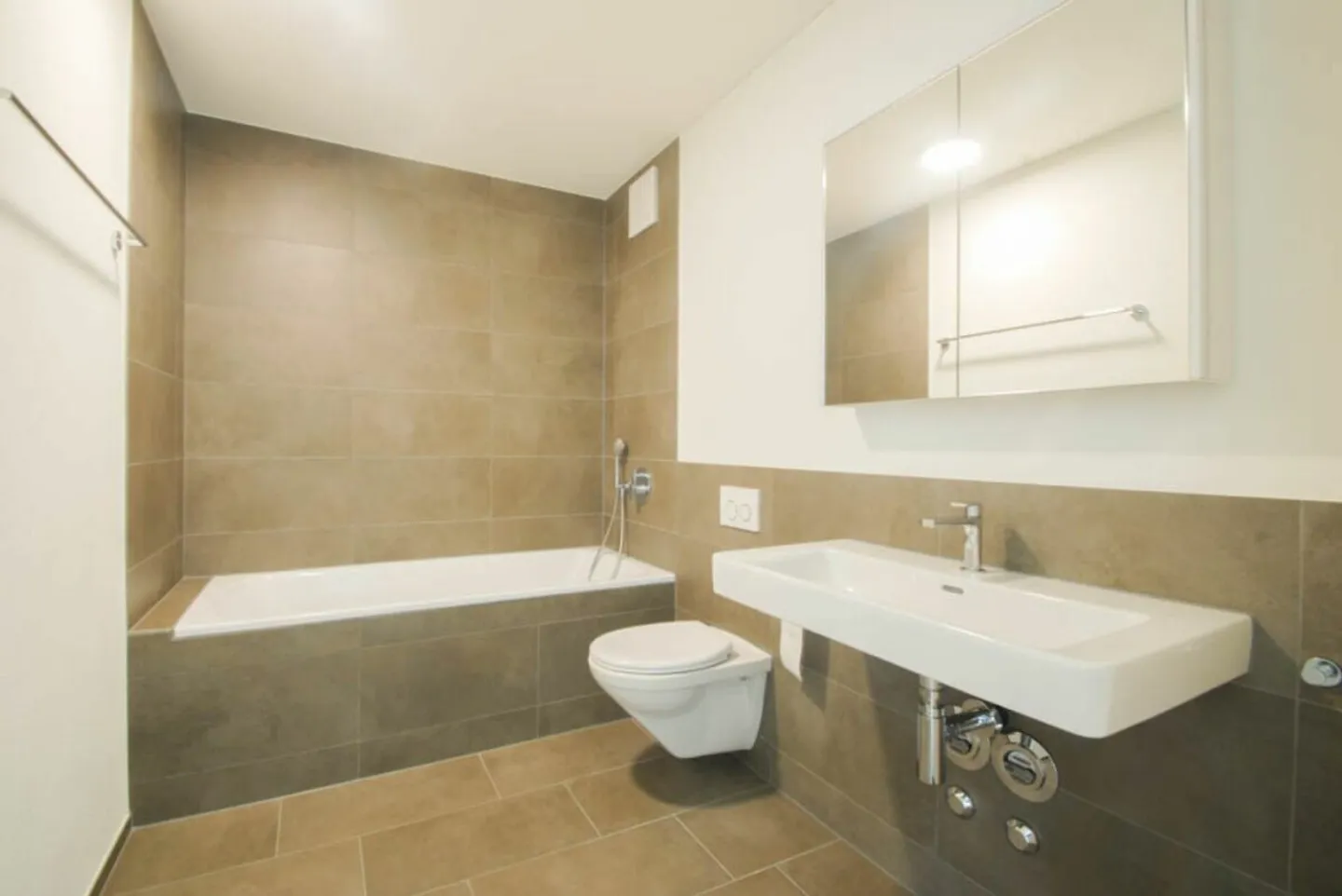 Modern 3.5-Room Apartment - Photo 6 of 11