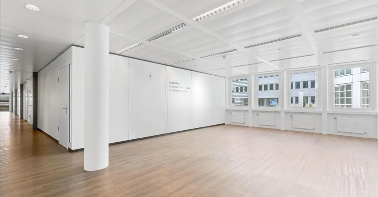 Office space for rent - Photo 5 of 9