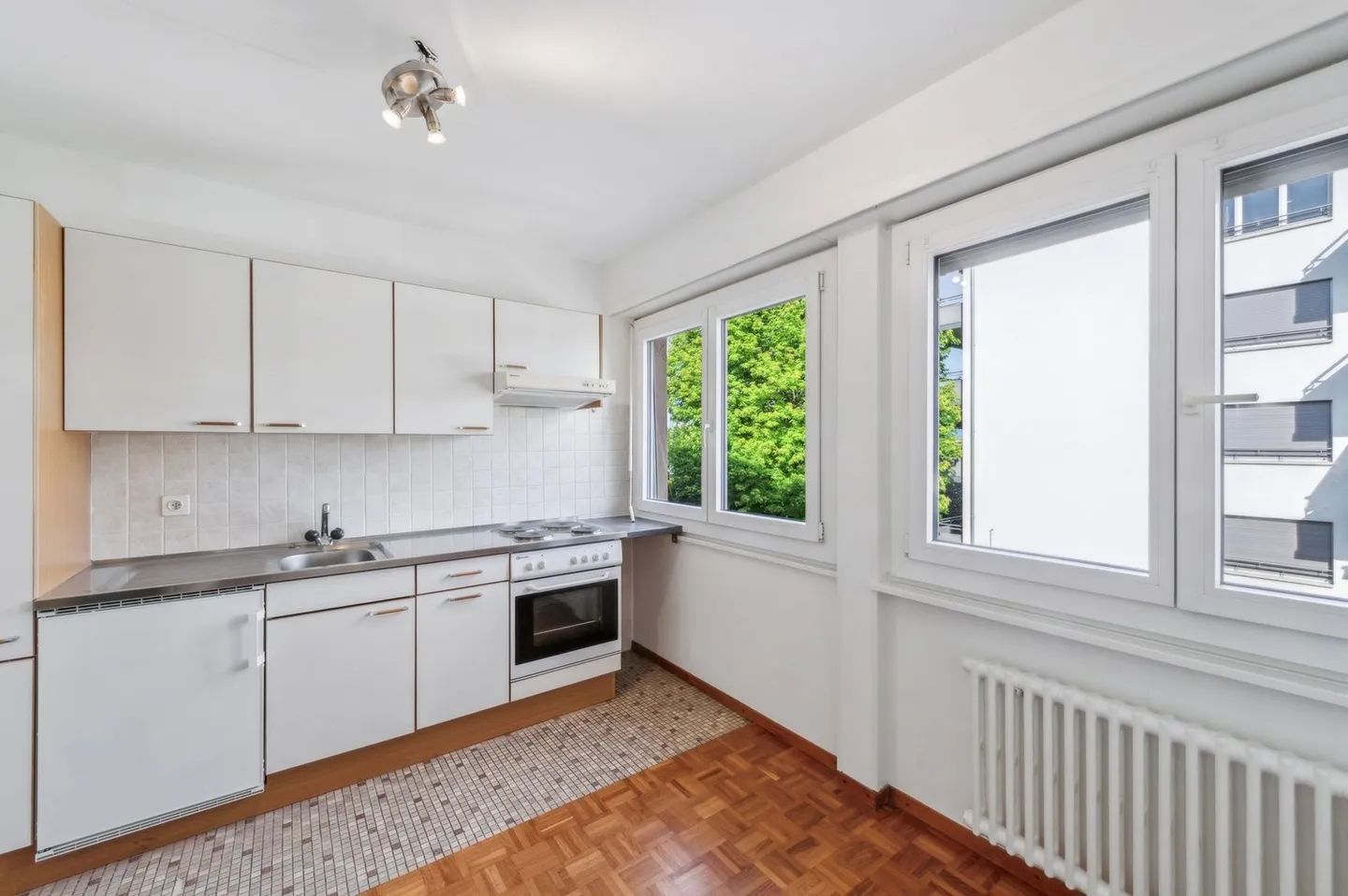 Apartment for rent - Photo 4 of 10