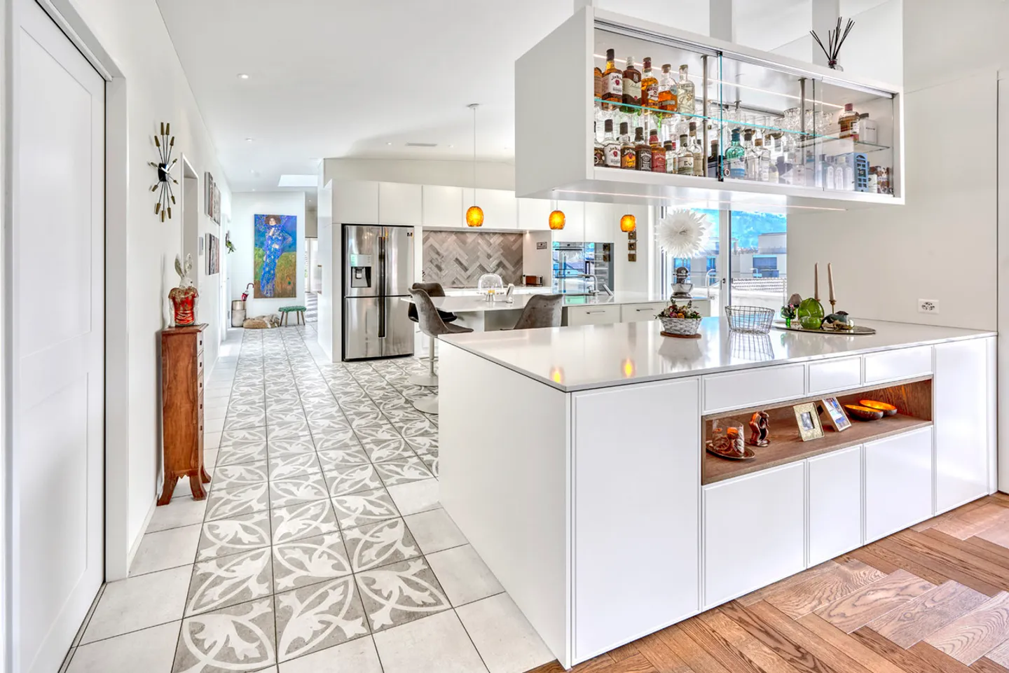 Exclusive 4.5-room penthouse apartment with fantastic mountain views - Photo 4 of 11