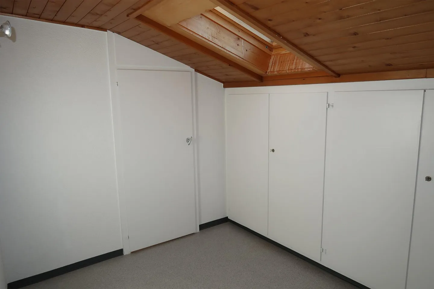 Appartamento maisonette di 3 stanze in una casa a quattro famiglie - Foto 12 di 13