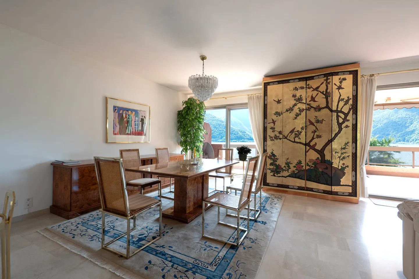 Appartement mit großer Terrasse und Seeblick sowie Bootsliegeplatz im privaten Hafen in Melide - Foto 6 von 12