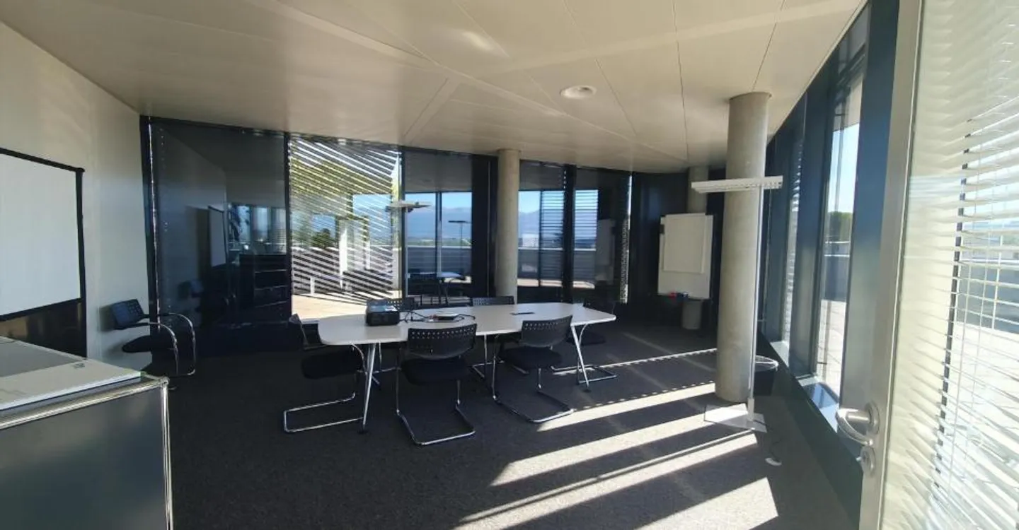 Espace de Bureau de Premier Choix - Photo 3 sur 10